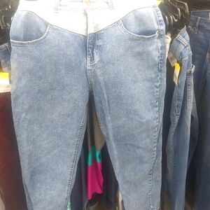 Vintage 1980’s jordache jeans Size 30